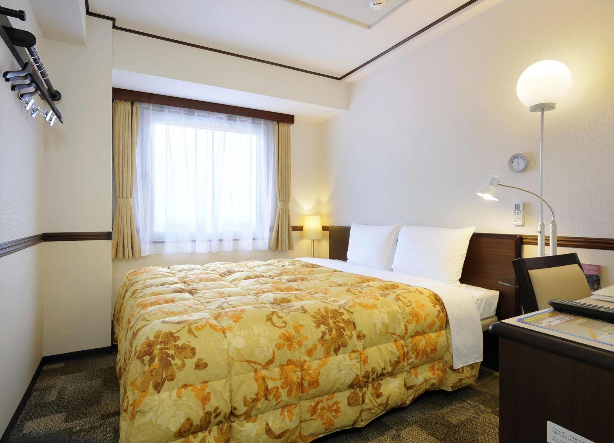 Toyoko Inn Gifu-Hashima-Eki Shinkansen Minami-Guchi Hashima  Esterno foto